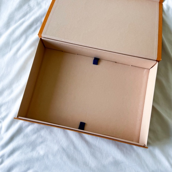 Authentic empty Louis Vuitton gift box 12” L x 2 1/4” H x 8” W - Picture 4 of 4